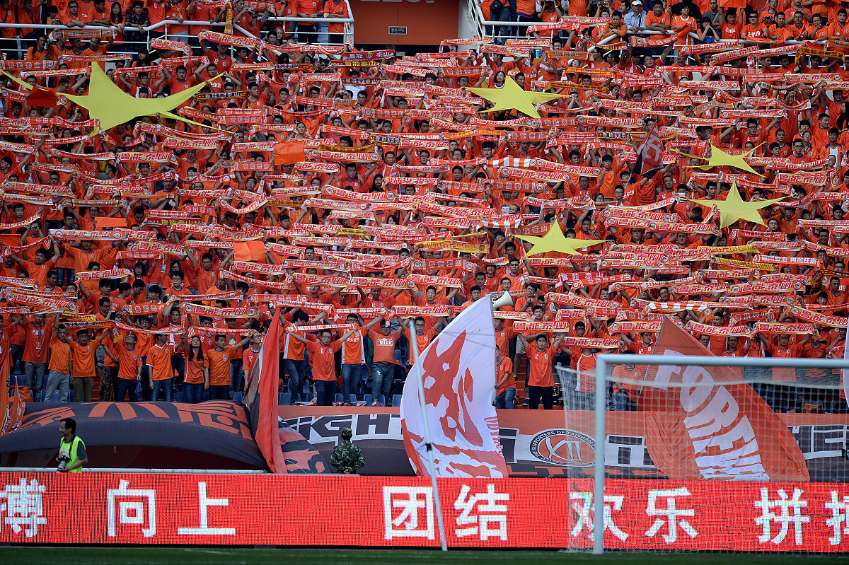 昂扬斗志，中国队斩获宝贵胜利