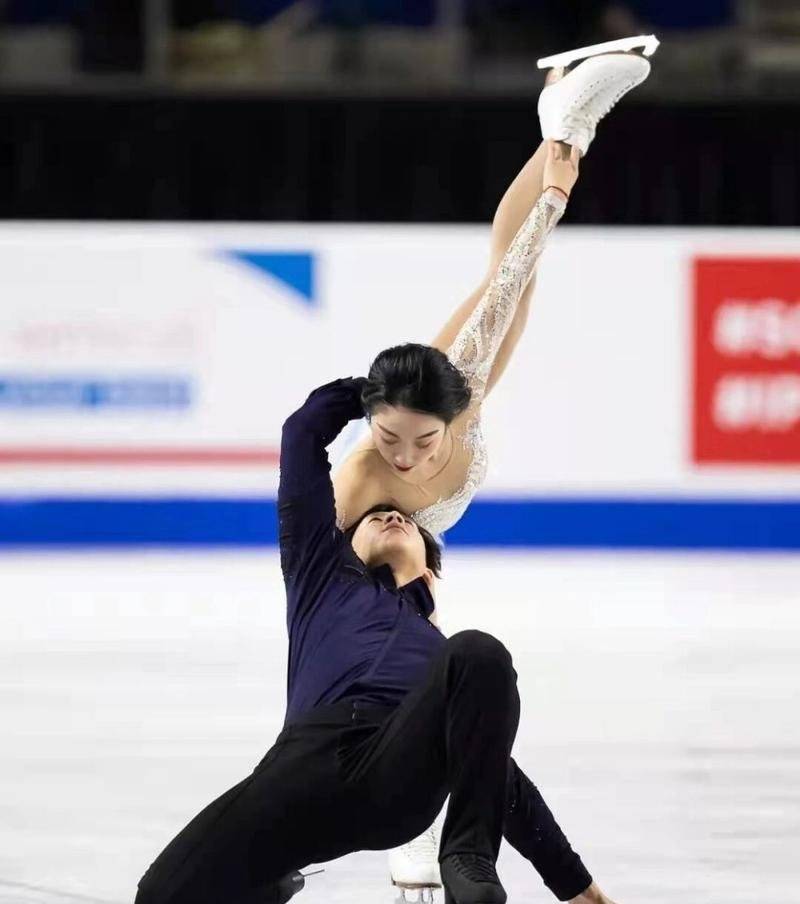leyu乐鱼体育中国-花样滑冰项目惊艳评委，斩获金牌