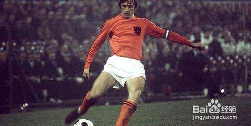 乐鱼体育-都灵主场大胜热那亚，摆脱保级威胁