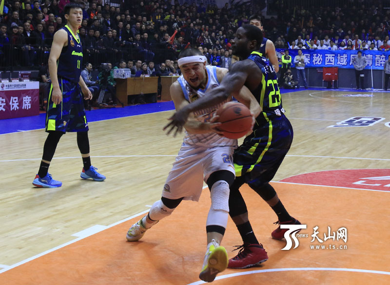 Leyu-关于新疆男篮在主场战胜浙江队，继续领跑积分榜的信息